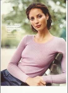 turlington_001_beauty_2000_p2.jpg