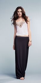 Express_Fashion_SS_2011_Collection_3.jpg