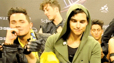 post-36249-0-1446113275-15328_thumb.gif