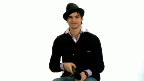 post-36249-0-1446113309-49053_thumb.gif