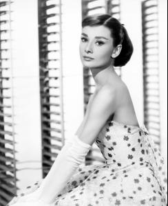 13880_celebrity_city_Audrey_Hepburn_1_123_447lo.jpg