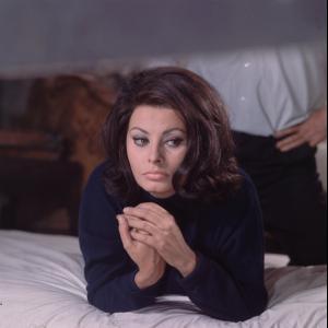 Sophia_Loren_43_525lo.jpg