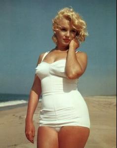 Marilyncute.jpg