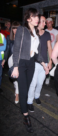 celebrity_paradise.com_TheElder_DaisyLowe2011_04_30_AttheBoxNightClubinSohoLondon36.jpg