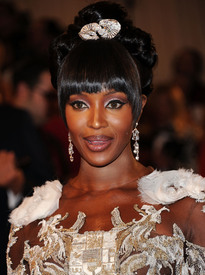 Tikipeter_Naomi_Campbell_Savage_Beauty_Gala_001.jpg