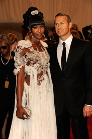 Tikipeter_Naomi_Campbell_Savage_Beauty_Gala_018.jpg