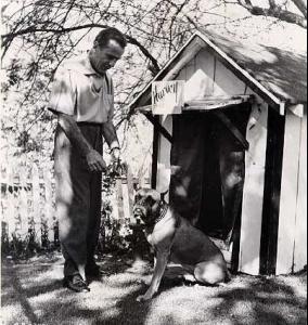 Humphrey_Bogart1.jpg
