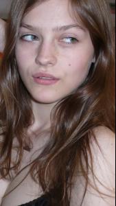 ambera1.jpg