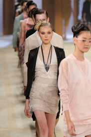 3 1 Phillip Lim Runway Spring 09 MBFW CwA8Nf7RuxTl.jpg