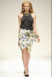 Holly_Fulton_SS_11_Londres.jpg