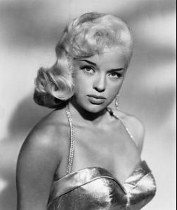 Diana_Dors_10.jpg