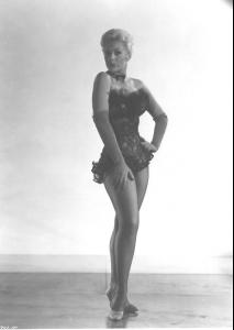 Kim_Novak_13.jpg