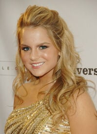 10553_TCC_CC_tlfan_Jojo_9_122_395lo.jpg