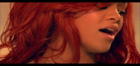 rihanna_ckb_040.jpg