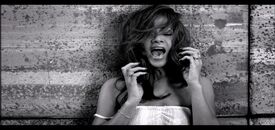 rihanna_ckb_102.jpg