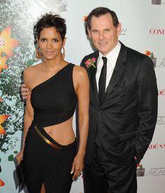 HalleBerryatthe38thFiFiAwardsNewYork25.5.2011_39.jpg