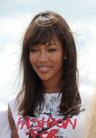 Naomi_Campbell_Fashion_For_Relief_Japan_Photocall_Cannes_16.5.2011_07.jpg