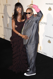 NaomiCampbell64thCannesFilmFestivalDeGrisogonoParty17.5.2011_02.jpg