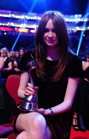 Karen_Gillan_National_Television_Awards_in_London_January_25_2012_26.jpg