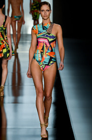 desfile-lenny-fashionrio-verao2013-107.jpg