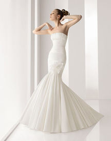 rosa-clara-bridal10-02.jpg