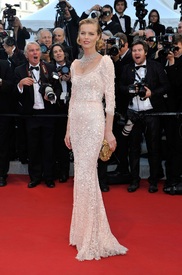 eva-herzigova-cannes-celebutopia-CD051603.jpg