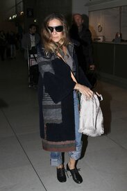 sjp_celebutopia_i1203_02.jpg