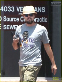 leonardo-dicaprio-chiropractor-04.jpg