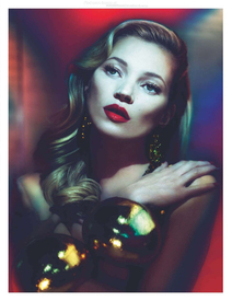 Vogue UK June 2012 - Kate Moss 05.jpg