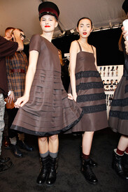 Marc_by_Marc_Jacobs_Fall_2012_Backstage_p_QYPYPP9.jpg