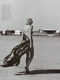 spanish_vogue_dec_1999__3_.jpg