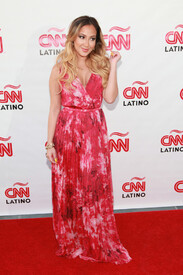 Adrienne Bailon CNN en Espanol CNN Latino CuRs1RR6XT1x.jpg