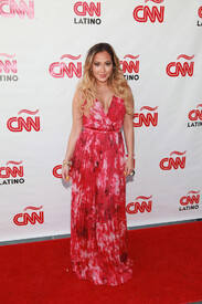 Adrienne Bailon CNN en Espanol CNN Latino Hp-NycmJV6ux.jpg