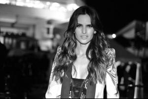 dans-les-coulisses-de-cannes-izabel-goulart.jpg