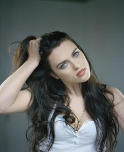 kinopoisk.ru-Katie-McGrath-1114193.jpg