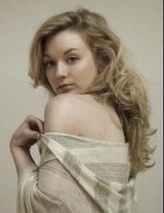 Emily-Kinney (26).jpg