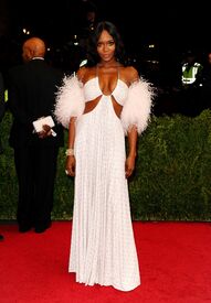 Naomi Campbell at Charles James Beyond Fashion Costume Institute Gala in NYC 5.5.2014_03.jpg