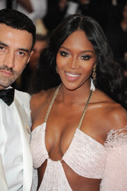 Naomi Campbell at Charles James Beyond Fashion Costume Institute Gala in NYC 5.5.2014_17.jpg