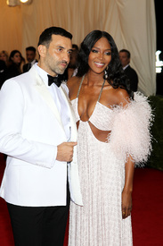 Naomi Campbell at Charles James Beyond Fashion Costume Institute Gala in NYC 5.5.2014_21.jpg