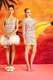 Moschino_Cheap_Chic_005_1366_1366x2048.jpg