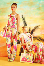 Moschino_Cheap_Chic_006_1366_1366x2048.jpg