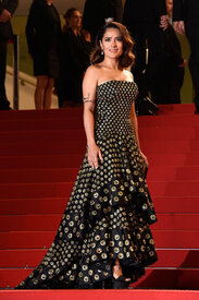 Salma-HayekAlexander_McQueen_design.jpg