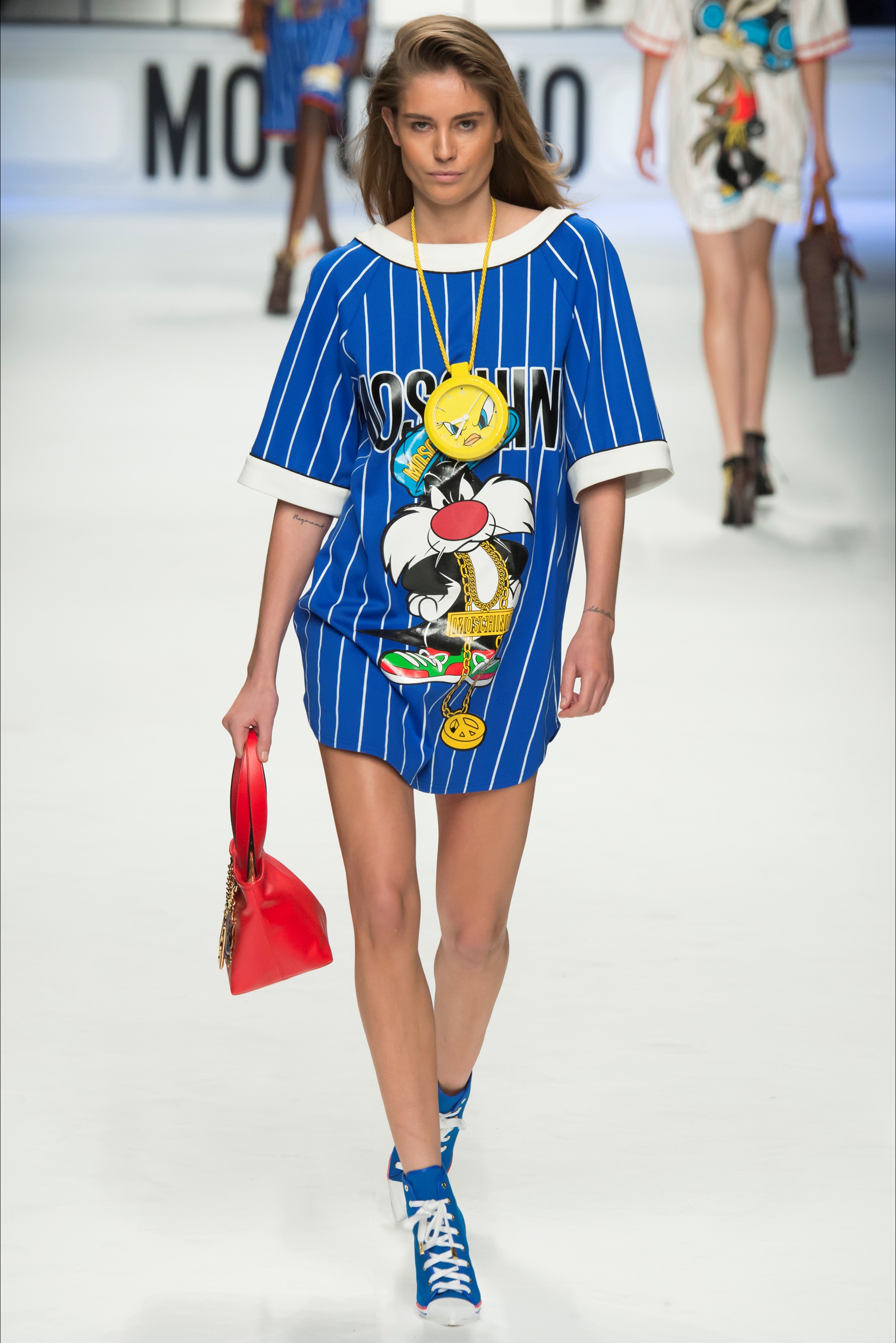 Москино одежда. Москино одежда женская 2020. Moschino 2015. Moschino FW 2014-2015.