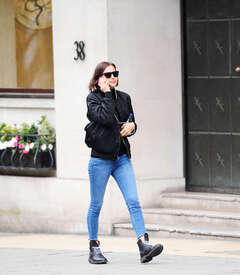 Irina-Shayk-in-Jeans--08.jpg