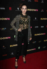 Camilla-Belle--Sundown-Premiere--05.jpg