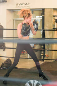 Gigi-Hadid-at-Gotham-Gym--17.jpg