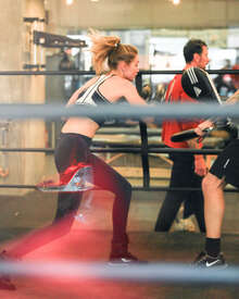 Gigi-Hadid-at-Gotham-Gym--19.jpg