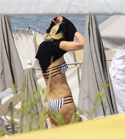 Jessica-Hart-in-Bikini-2016--08.jpg