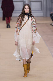 chloe-rf16-0073.jpg