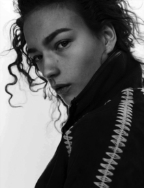 Vogue_Germany_-_Juni_2016-73.jpg
